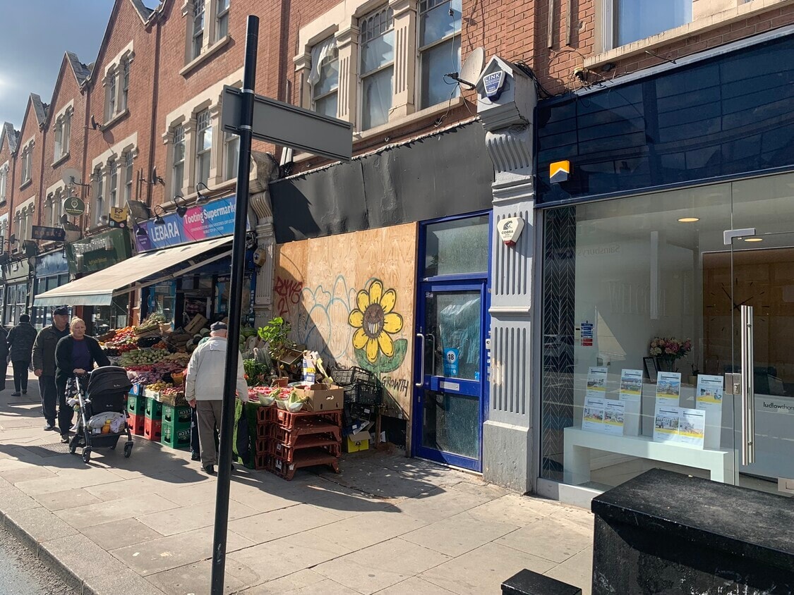 64 Tooting High St, London for sale Primary Photo- Image 1 of 1
