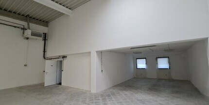 Flex in Moissy-Cramayel for lease Interior Photo- Image 2 of 3