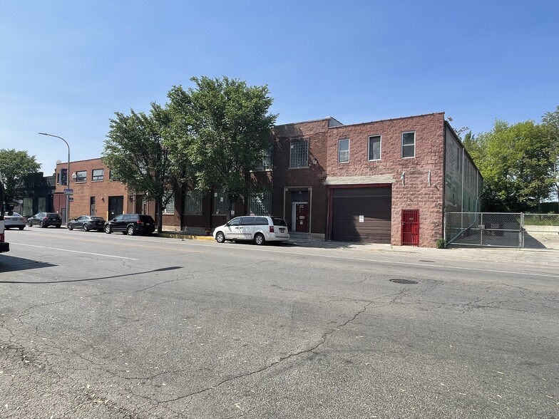 3134 W Chicago Ave, Chicago, IL for sale - Building Photo - Image 1 of 1