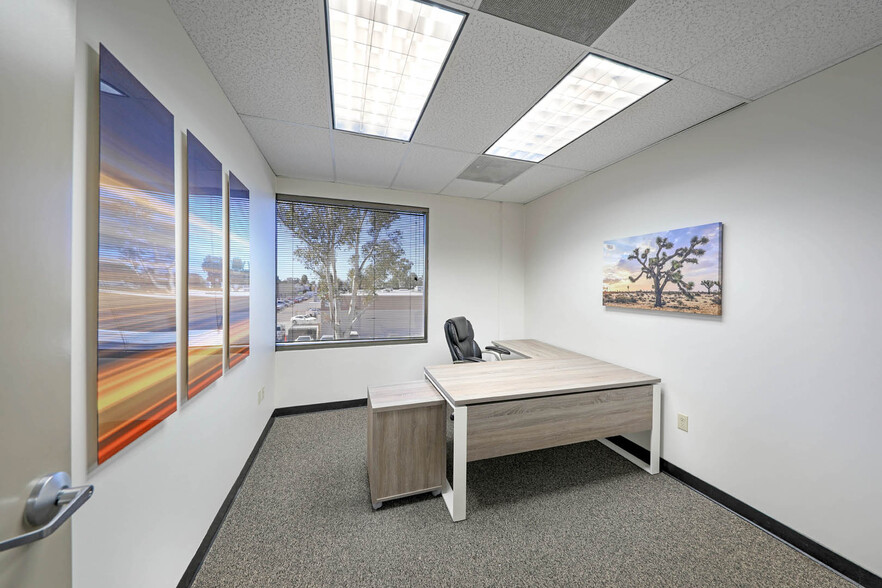 8400 Miramar Rd, San Diego, CA for lease - Interior Photo - Image 2 of 17