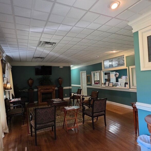 2858 Remington Green Cir, Tallahassee, FL for sale - Lobby - Image 3 of 6