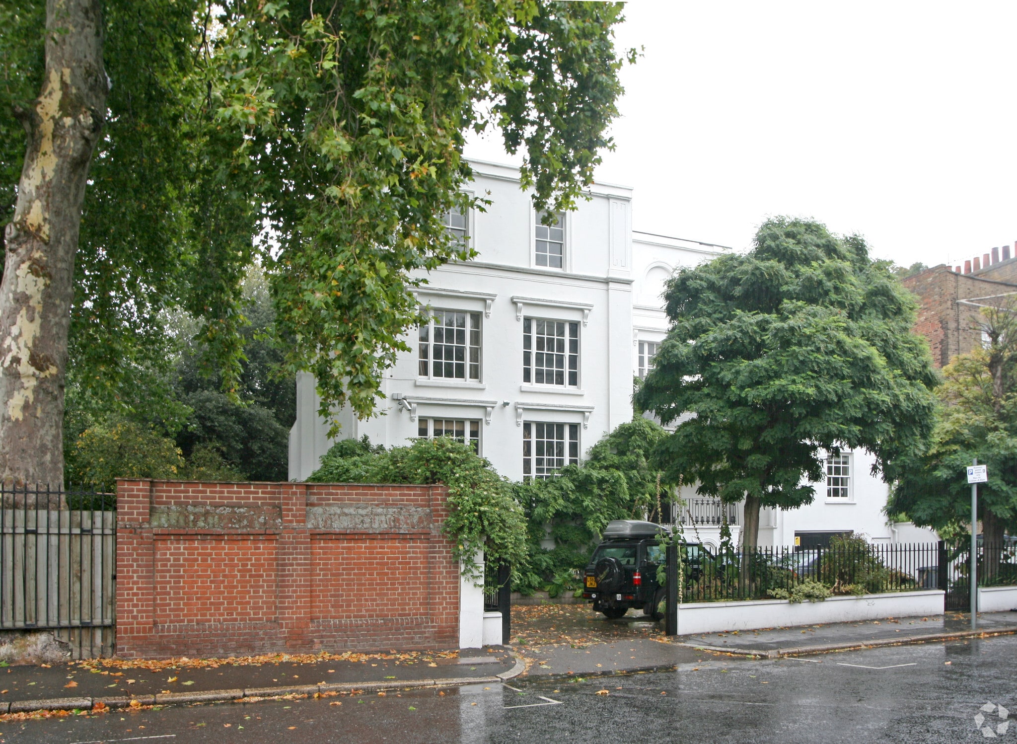 10 Kennington Park Pl, London for sale Primary Photo- Image 1 of 1