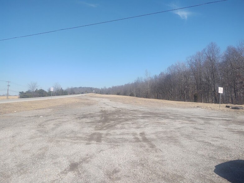 80 Old Phelps Rd, Morehead, KY 40351 1 Commercial Acre on KY 801