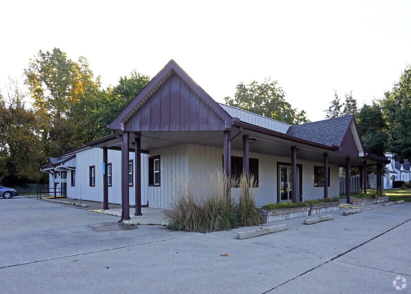 6530 Secor Rd, Lambertville, MI for sale - Primary Photo - Image 1 of 1