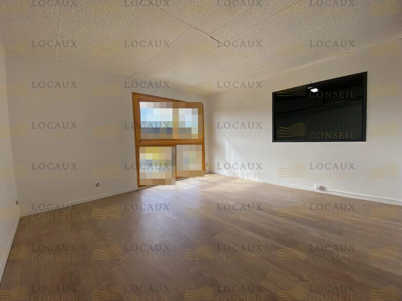 Flex in SAINT-OUEN-L'AUMONE for lease - Building Photo - Image 2 of 11