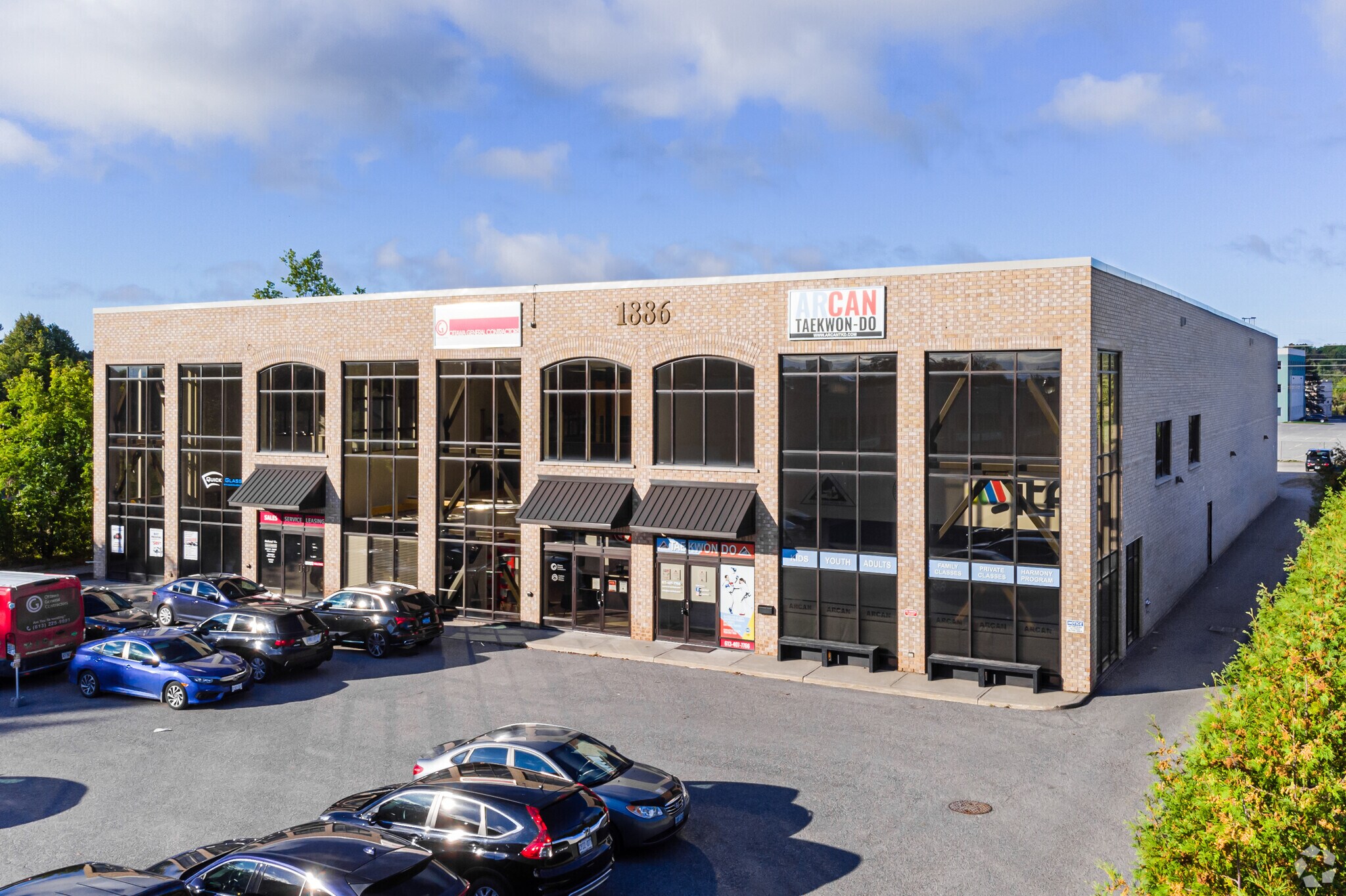 1886 Merivale Rd, Ottawa, ON for sale Primary Photo- Image 1 of 1