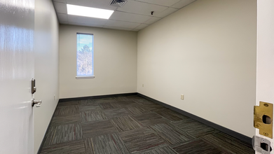 210 Pomeroy Ave, Meriden, CT for lease Interior Photo- Image 1 of 4