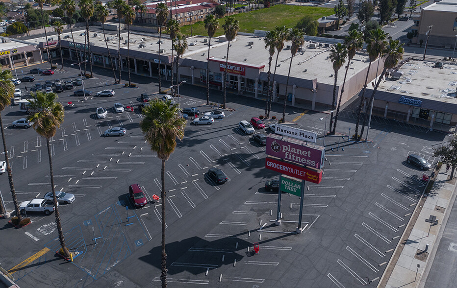 1301-1699 E Florida Ave, Hemet, CA for lease - Aerial - Image 2 of 14