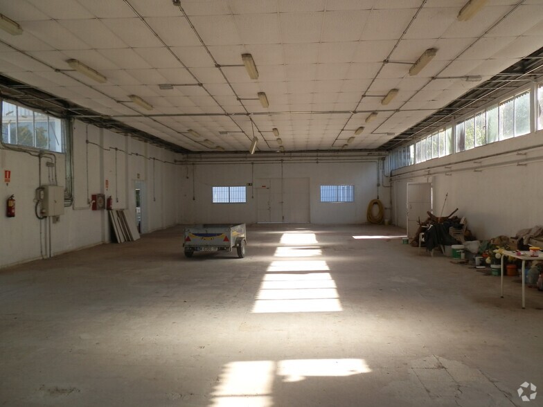 Industrial in Paracuellos De Jarama, Madrid for sale - Building Photo - Image 3 of 13