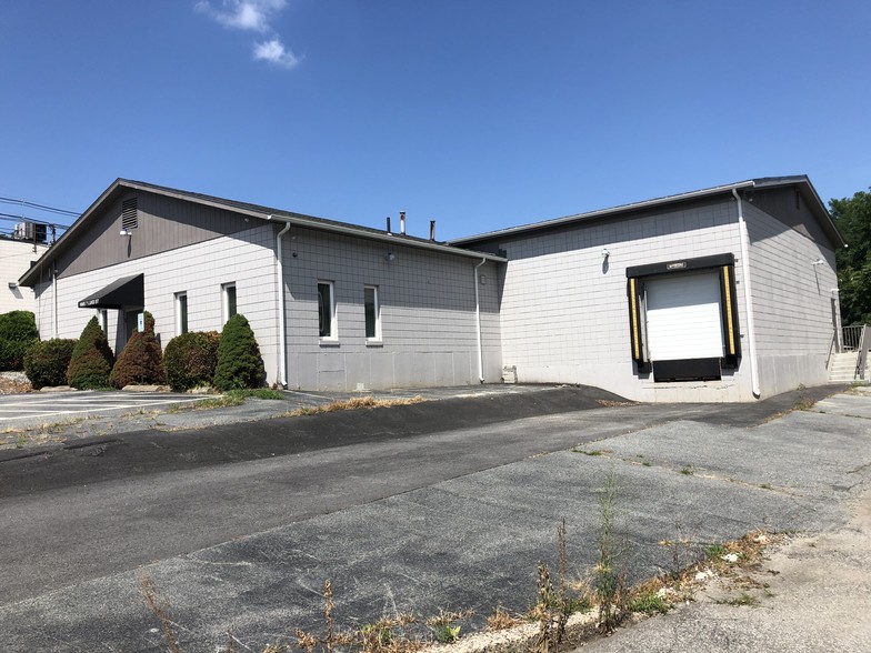 7 Luigi St, Cranston, RI for sale - Building Photo - Image 1 of 1