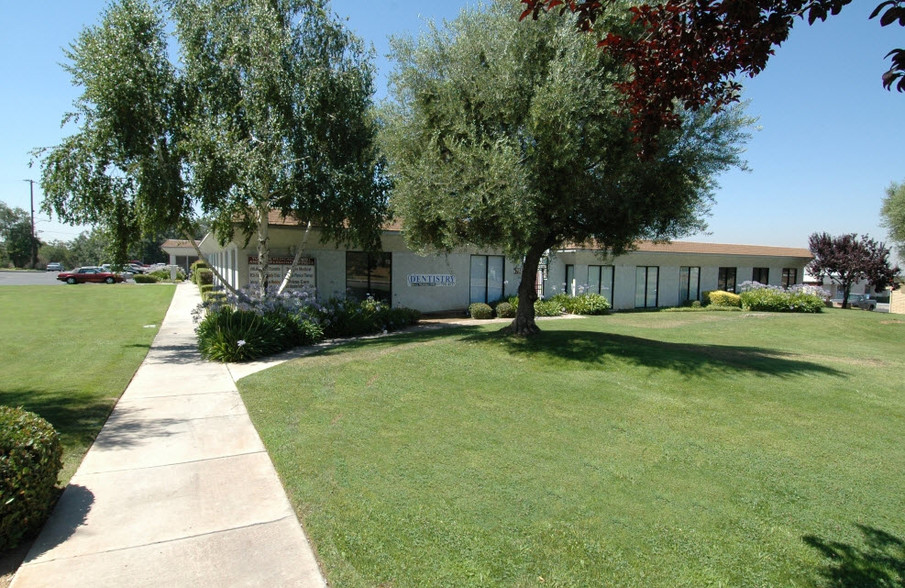 34675 Yucaipa Blvd, Yucaipa, CA for lease - Building Photo - Image 1 of 2