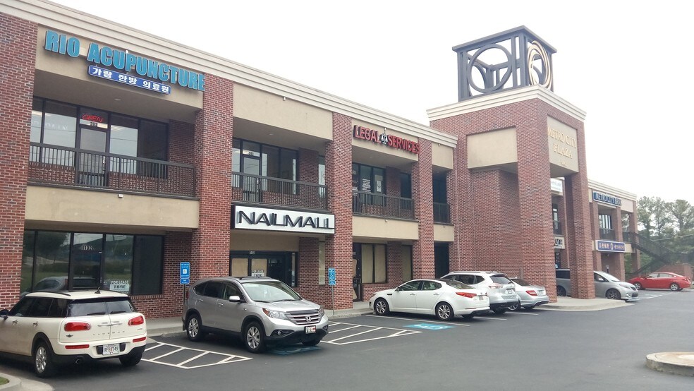 5441 Buford Hwy, Doraville, GA, 30340 Retail Space For Lease
