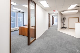 10 King St E, Toronto, ON for lease Building Photo- Image 1 of 10