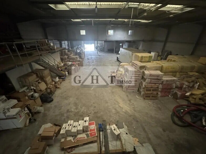 Industrial in Orly for sale - Interior Photo - Image 2 of 5