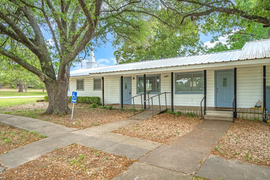 1500 Spring Street St, Grand Saline, TX for sale - Building Photo - Image 3 of 39