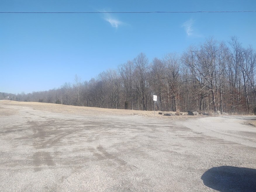 80 Old Phelps Rd, Morehead, KY 40351 1 Commercial Acre on KY 801