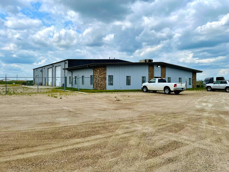 308-448 7th St NW, West Fargo, ND for sale - Primary Photo - Image 1 of 1