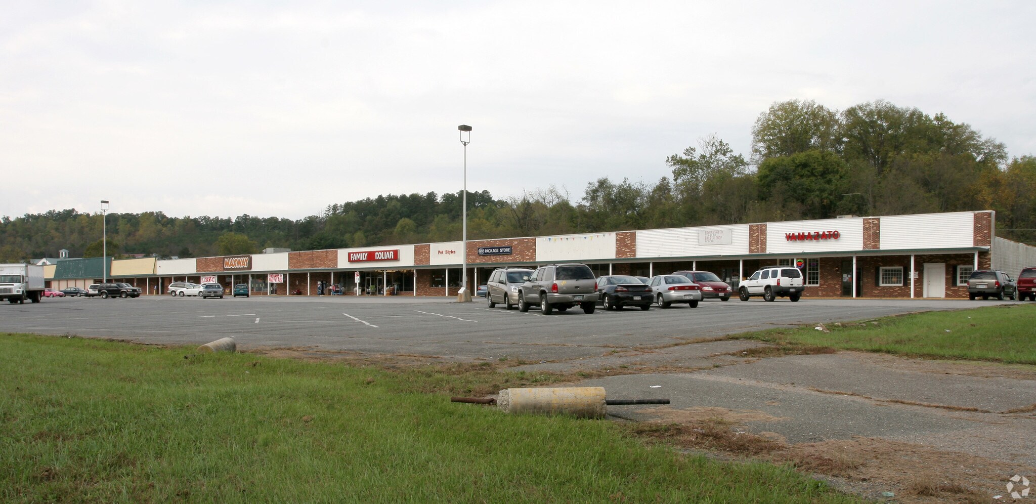 201 Main St, Hurt, VA for sale Primary Photo- Image 1 of 1