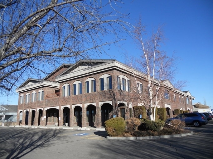 2235 E 25th St, Idaho Falls, ID for sale - Primary Photo - Image 1 of 1