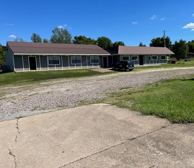 20674 S Highway 59, Evansville, AR for sale - Primary Photo - Image 1 of 36