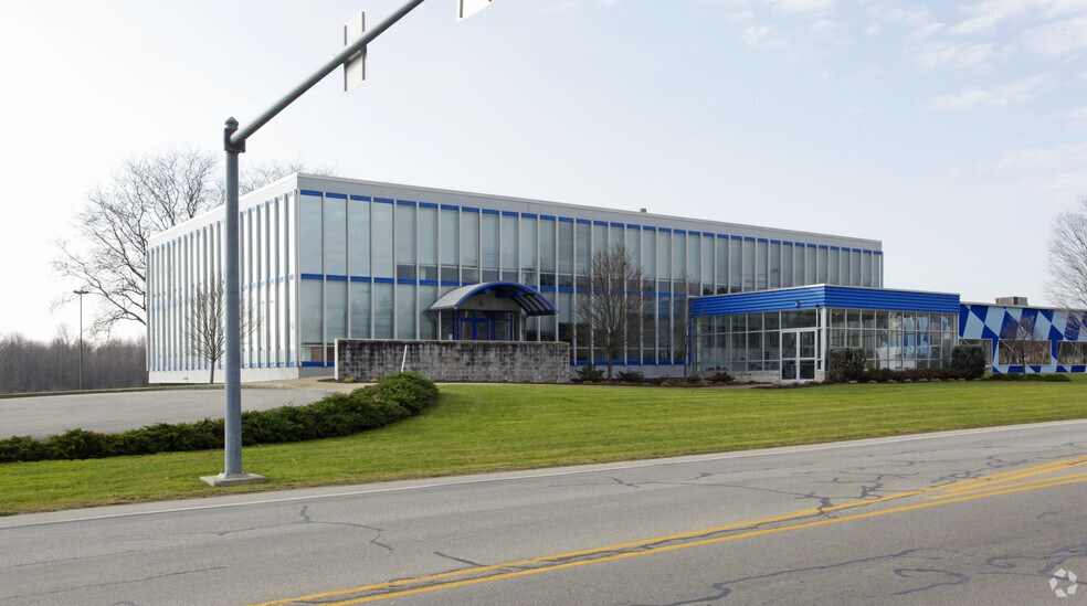 844 E Columbus Ave, Corry, PA for sale - Primary Photo - Image 1 of 1