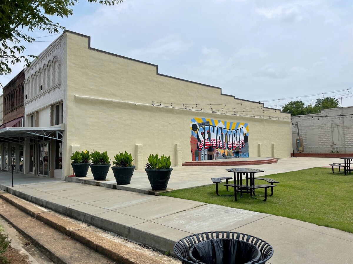 312 W Main St, Senatobia, MS 38668 DOWNTOWN SENATOBIA HISTORIC