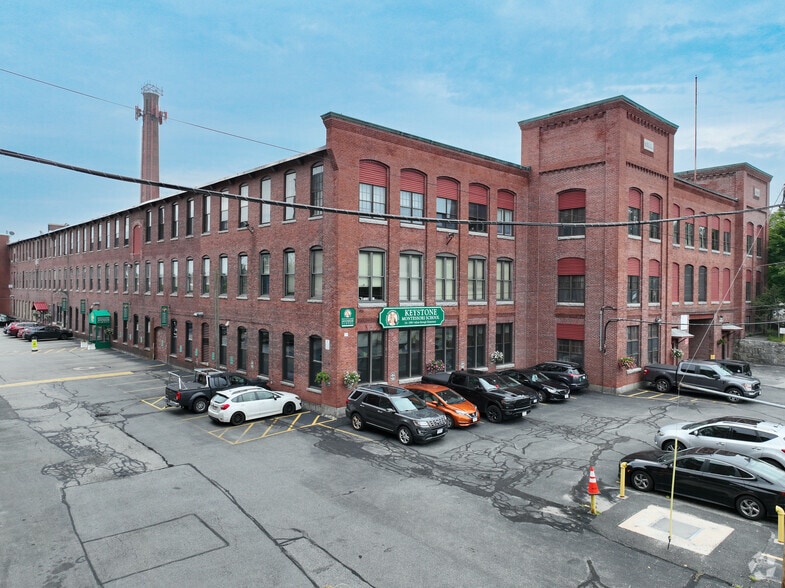 51-55 Middlesex St, Chelmsford, MA for lease - Building Photo - Image 1 of 22