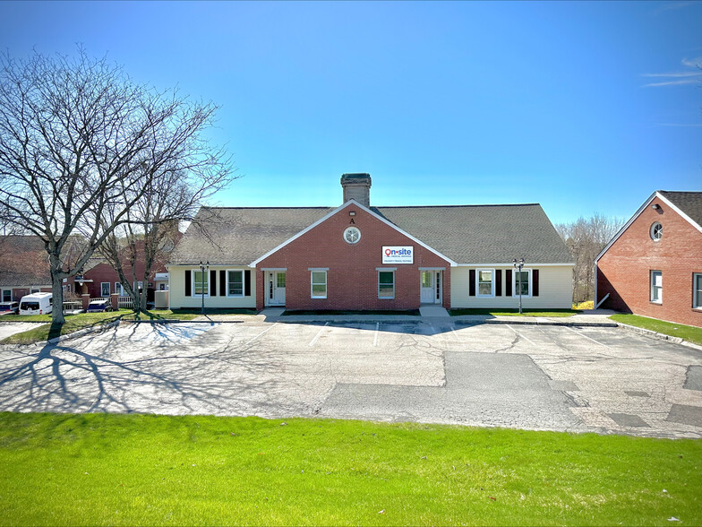 25 Nashua Rd, Londonderry, NH for lease - Building Photo - Image 1 of 3