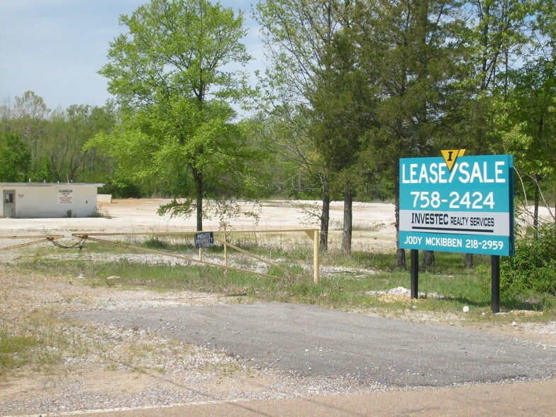 5585 Commander Dr, Arlington, TN 38002