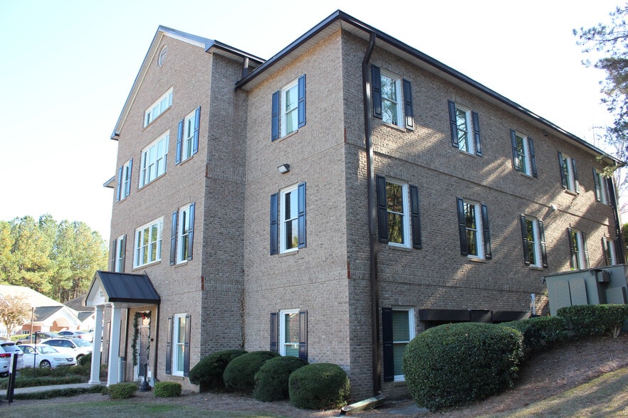 125 Oakside Ct, Canton, GA for lease - Building Photo - Image 1 of 13