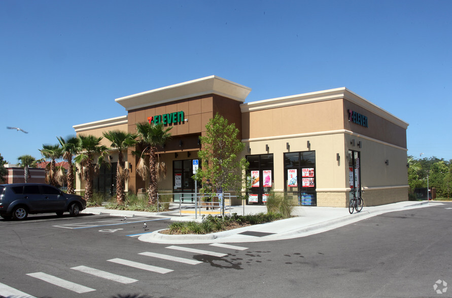 810 S Missouri Ave, Clearwater, FL for lease - Building Photo - Image 1 of 3