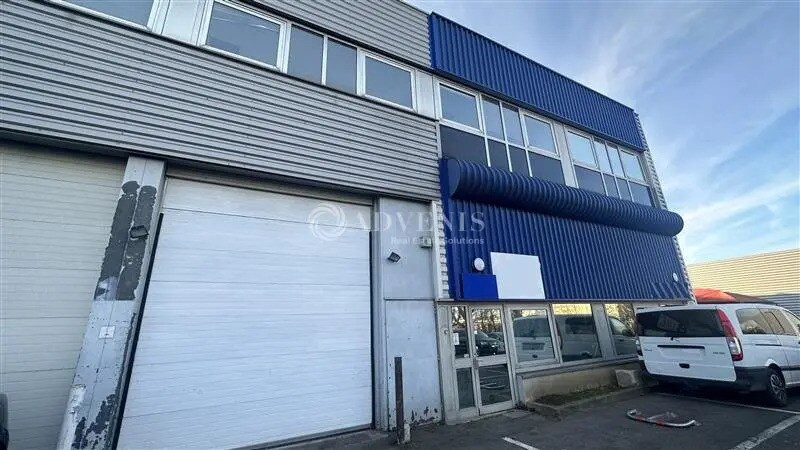 Flex in Fontenay-sous-Bois for lease Building Photo- Image 1 of 12
