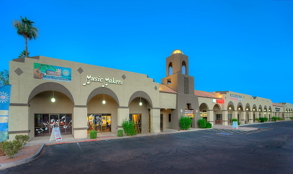 3233 E Chandler Blvd, Phoenix, AZ for lease - Building Photo - Image 1 of 6