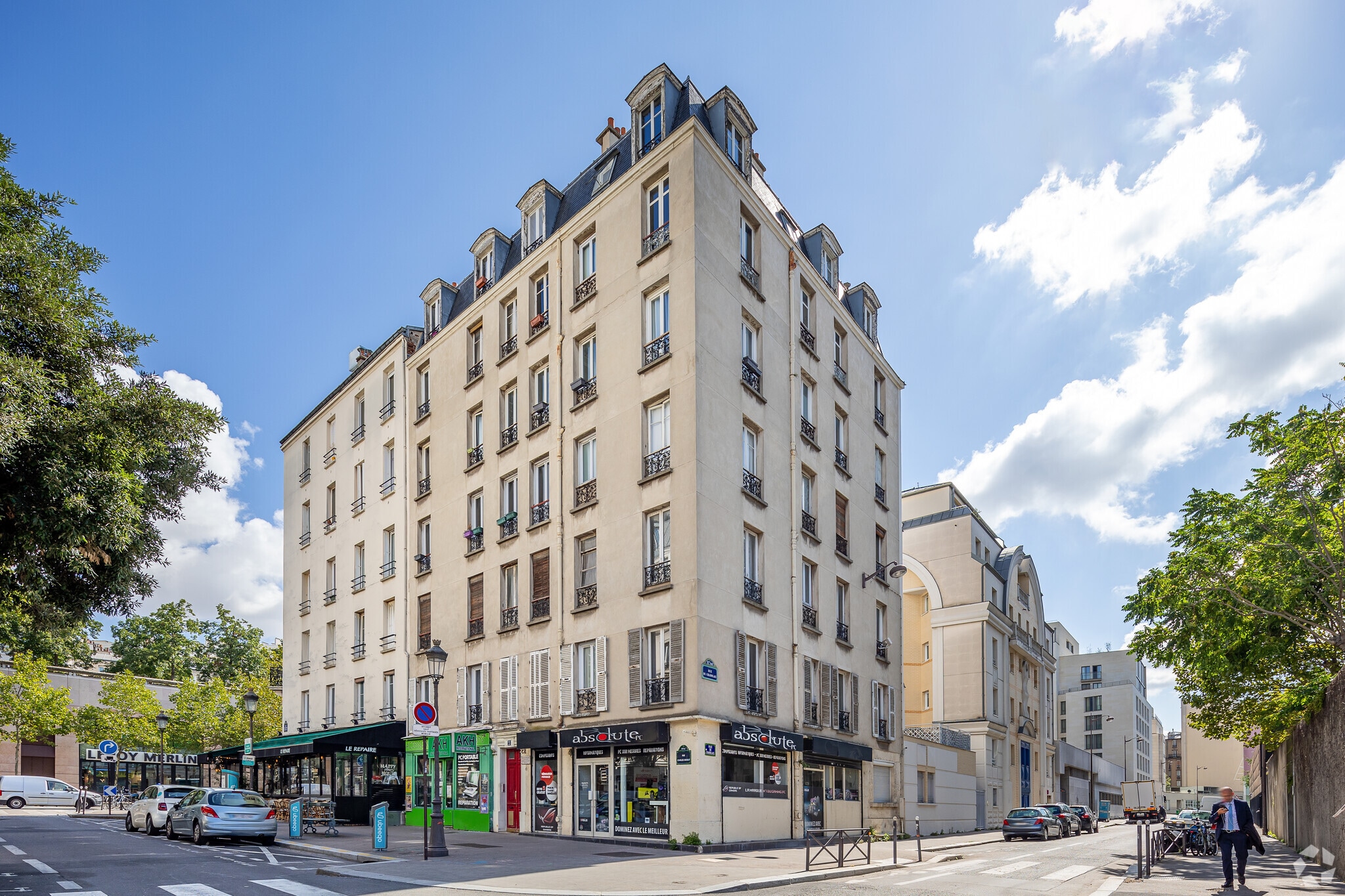 2 Rue Charles Bossut, Paris for lease Primary Photo- Image 1 of 3