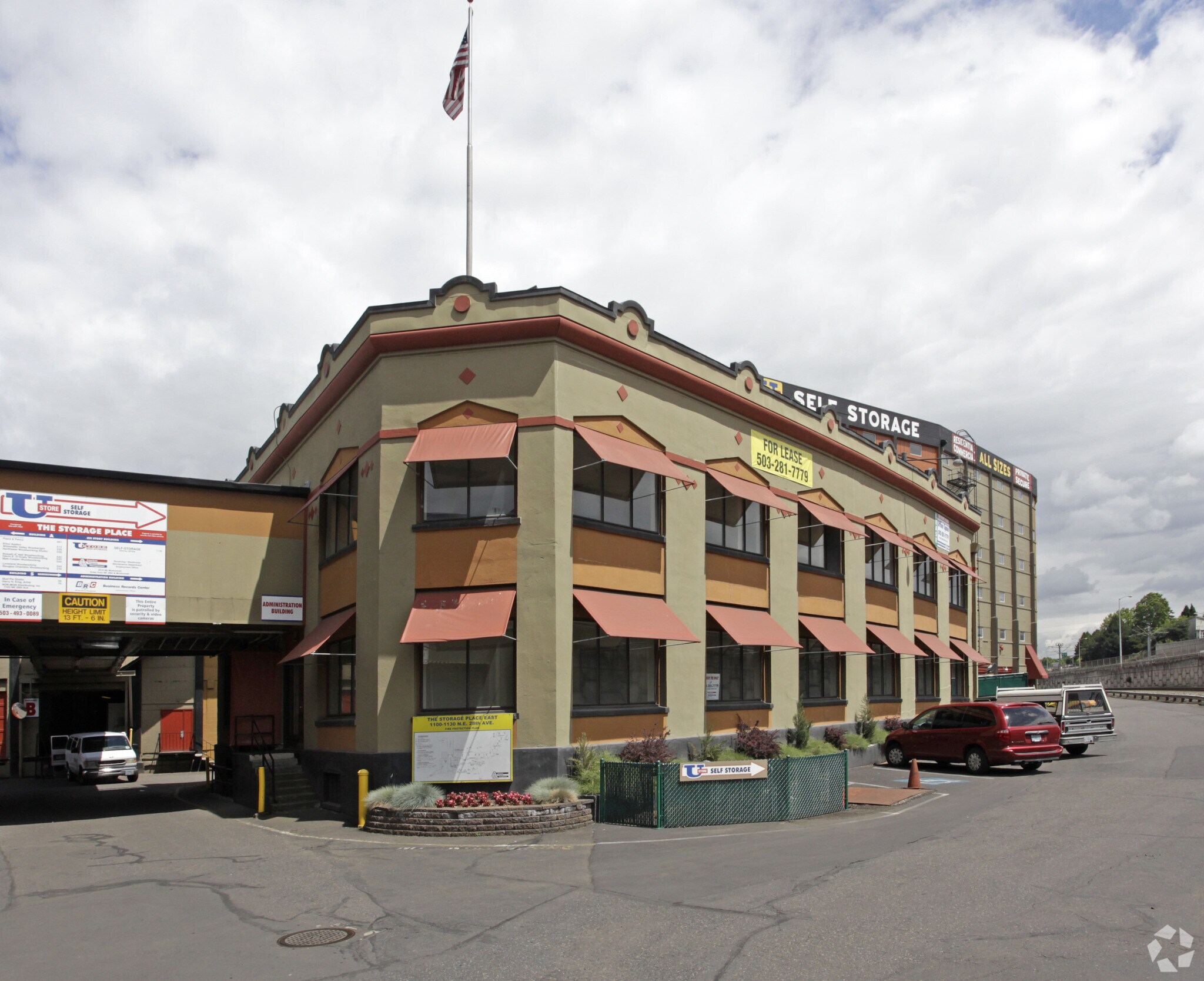 1100-1150 NE 28th Ave, Portland, OR for lease Primary Photo- Image 1 of 8