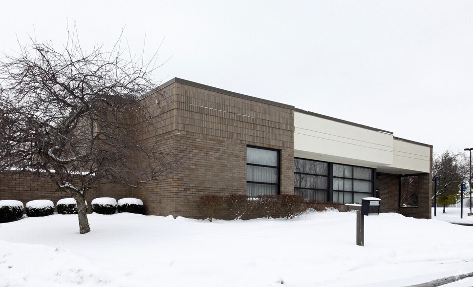 43443 Joy Rd, Canton, MI for sale - Building Photo - Image 2 of 3