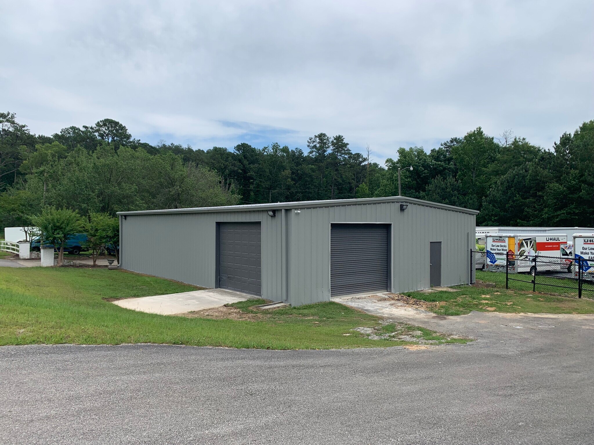 69 Oak Tree Dr, Chelsea, AL for sale Building Photo- Image 1 of 1