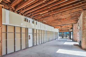 463-467 S La Brea Ave, Los Angeles, CA for lease Interior Photo- Image 1 of 4