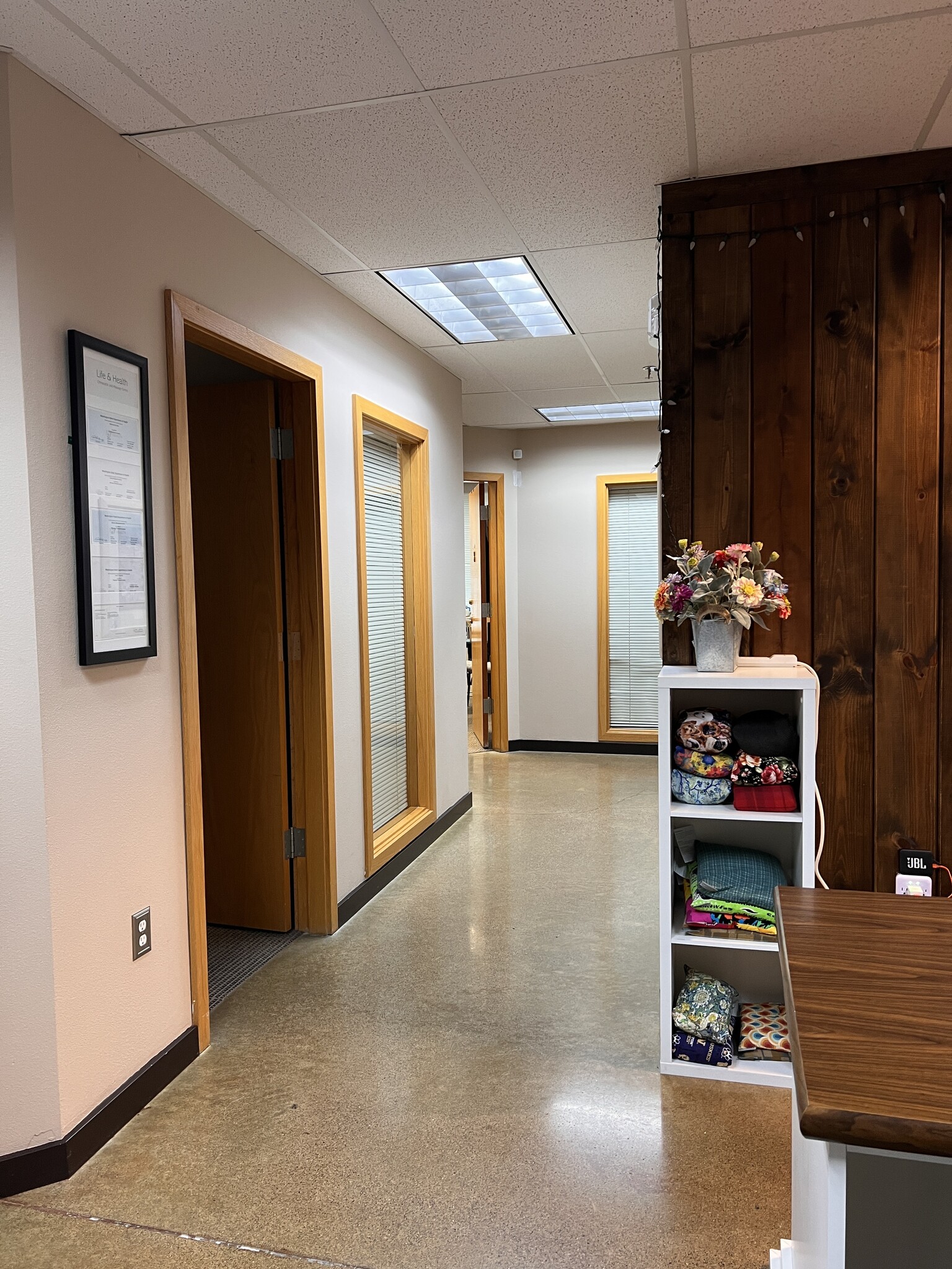 720 S 348th St, Federal Way, WA for lease Interior Photo- Image 1 of 12