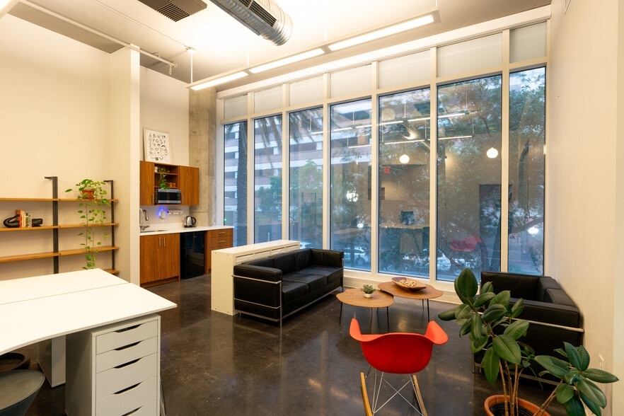 175 1st St S, Saint Petersburg, FL for lease - Interior Photo - Image 2 of 21