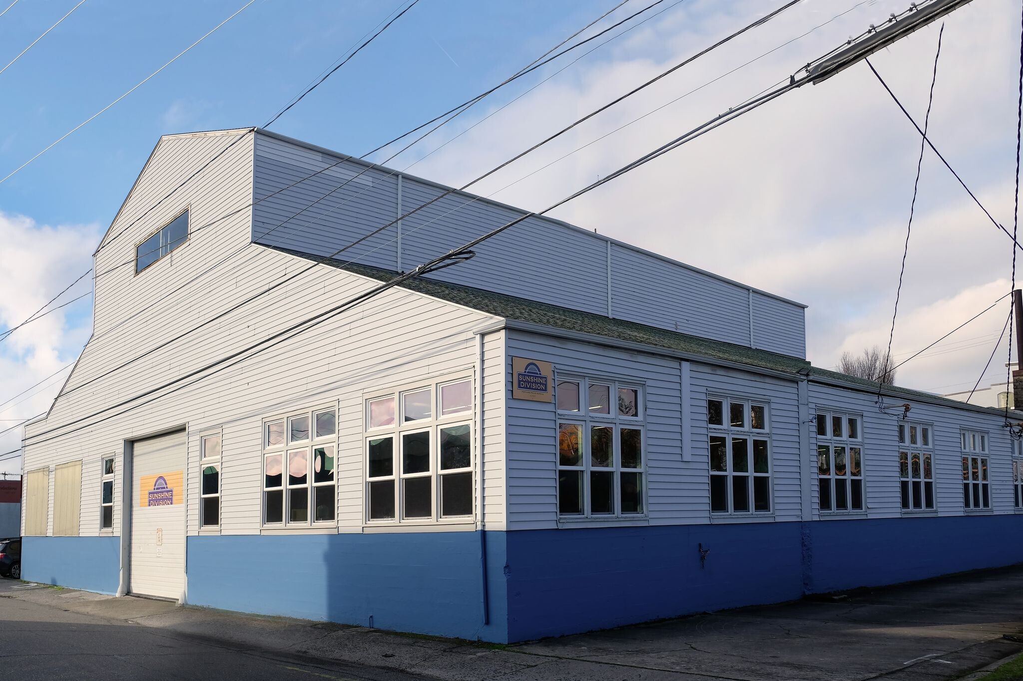 679-687 N Thompson St, Portland, OR for lease Primary Photo- Image 1 of 11