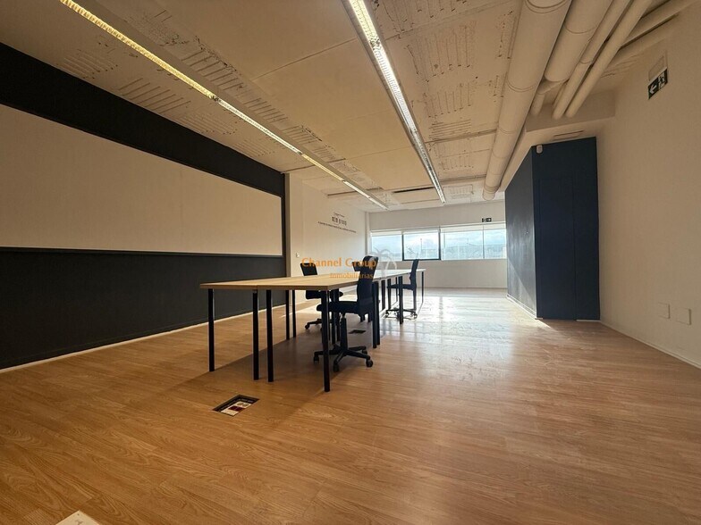 Office in Alicante for lease - Building Photo - Image 2 of 6