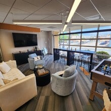 321 N Maple St, North Little Rock, AR for lease Interior Photo- Image 2 of 7