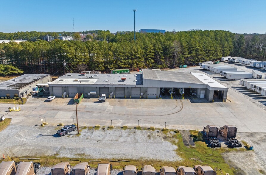 1010 Citizens Pky, Morrow, GA for lease - Building Photo - Image 3 of 9