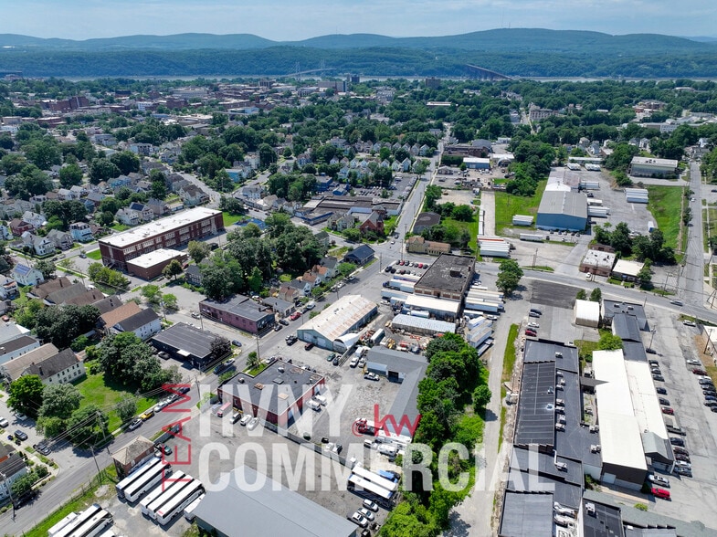188 Cottage St, Poughkeepsie, NY for sale - Aerial - Image 3 of 5