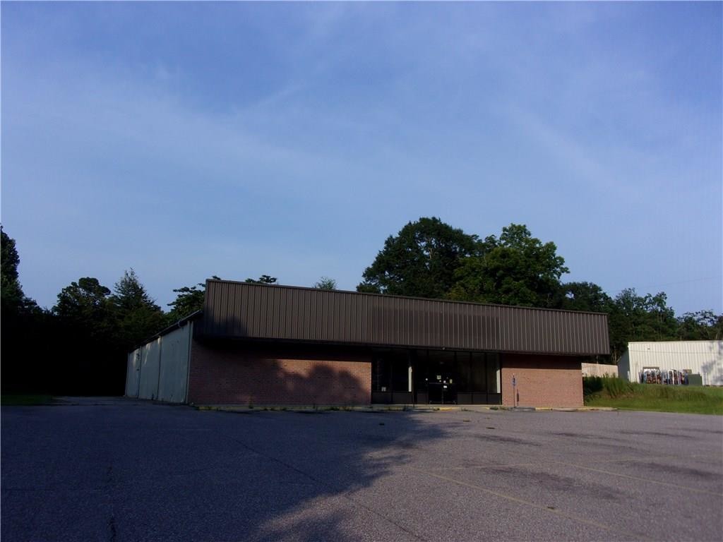 6180 Lott Rd, Eight Mile, AL 36613