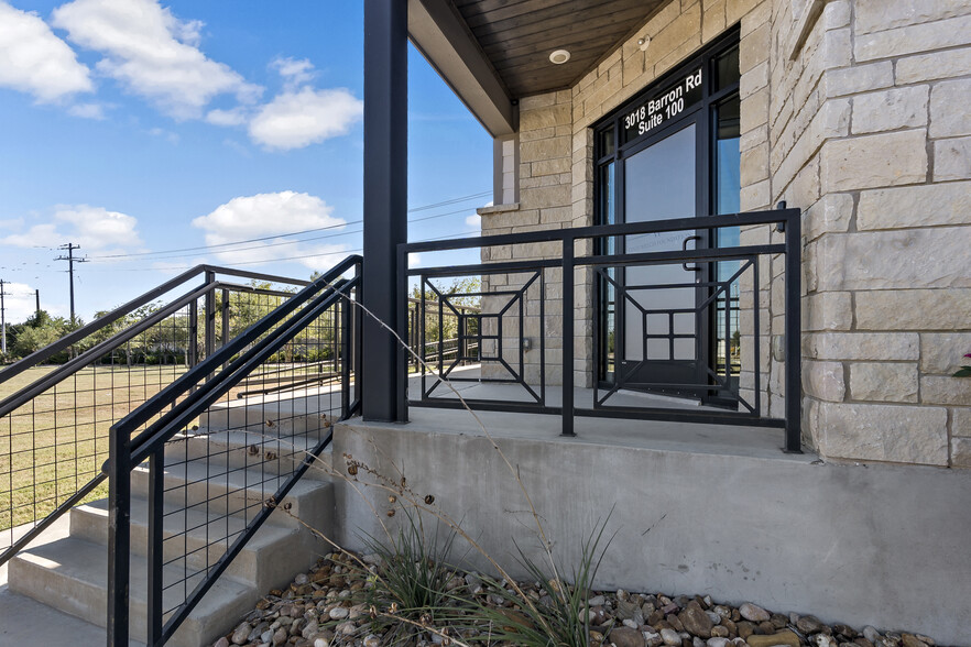 3018 Barron Rd, College Station, TX for sale - Building Photo - Image 3 of 65