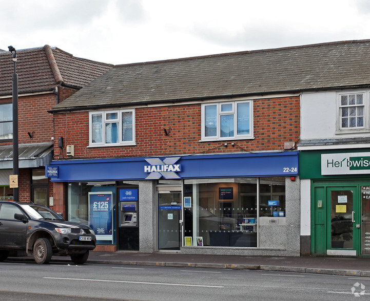 22-24 Commercial Rd, Southampton for lease - Primary Photo - Image 1 of 3