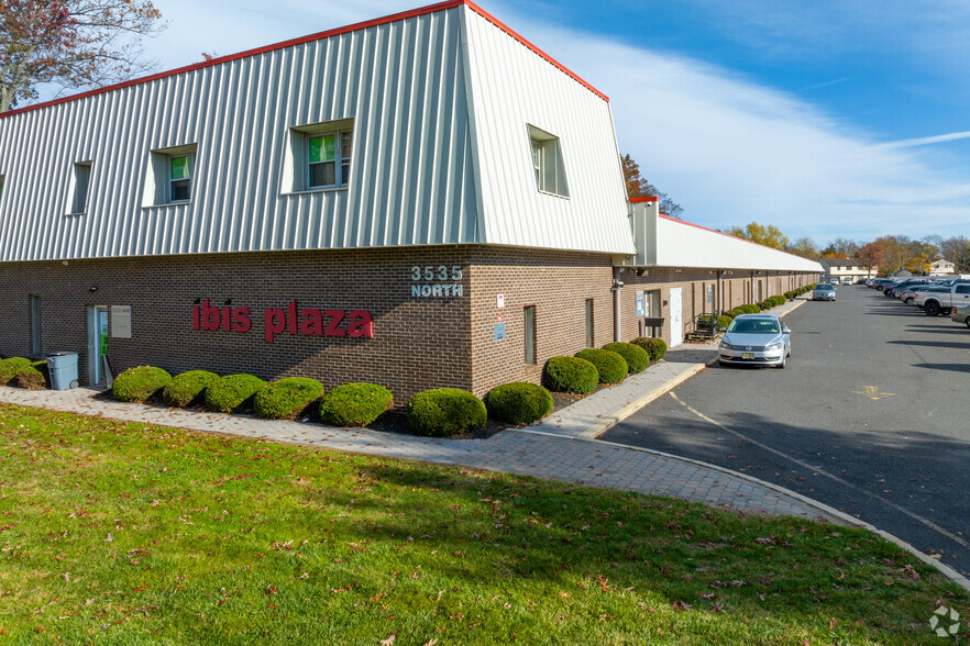 3525 Quakerbridge Rd, Hamilton, NJ for lease - Building Photo - Image 1 of 14