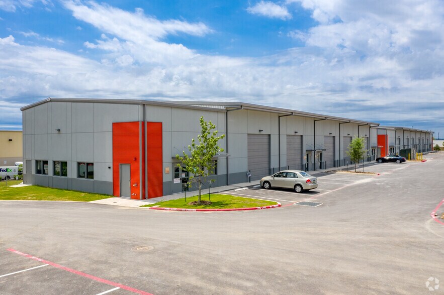 7637 FM 3009, Schertz, TX 78154 Flex Warehouse Condos for Sale